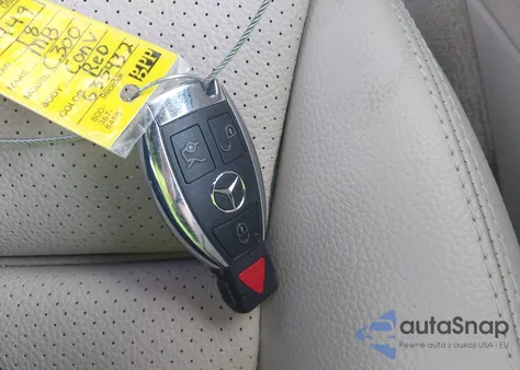 2018 Mercedes-Benz C 300 from USA, damaged, VIN WDDWK4JB2JF635432